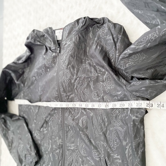 NWT- CULTURE KINGS unisex duplex windbreaker backpack jacket - Picture 14 of 16